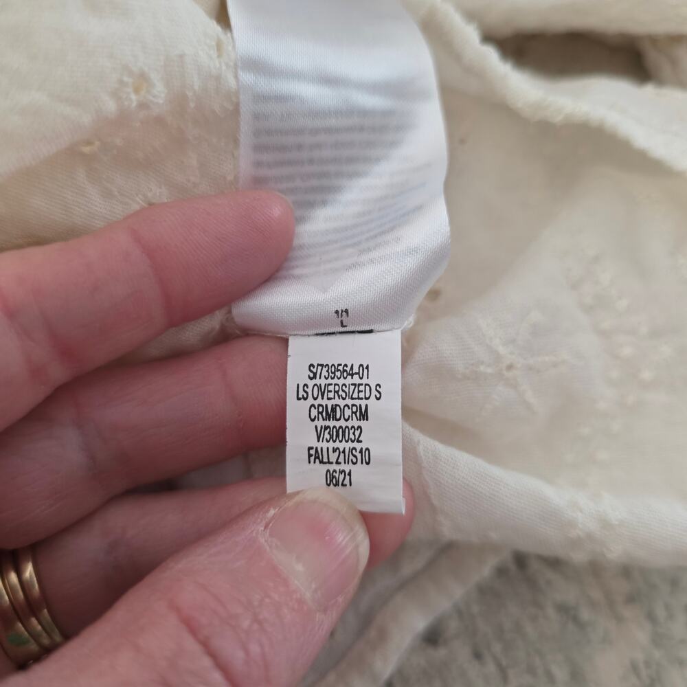 Old Navy Oversized Embroidered Cutwork Tie-Neck Blouse Large - Picture 8 of 10